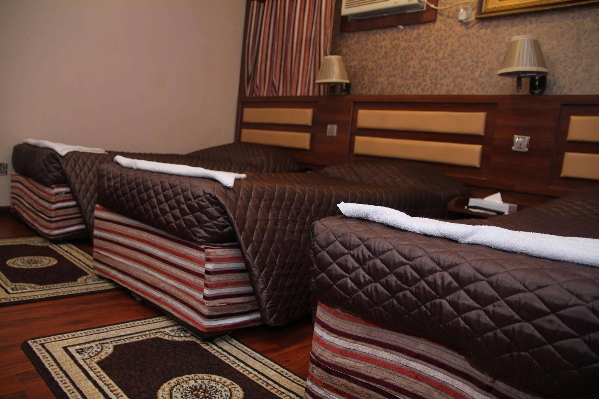Oyo 329 Down Town Hotel Dubai Eksteriør bilde